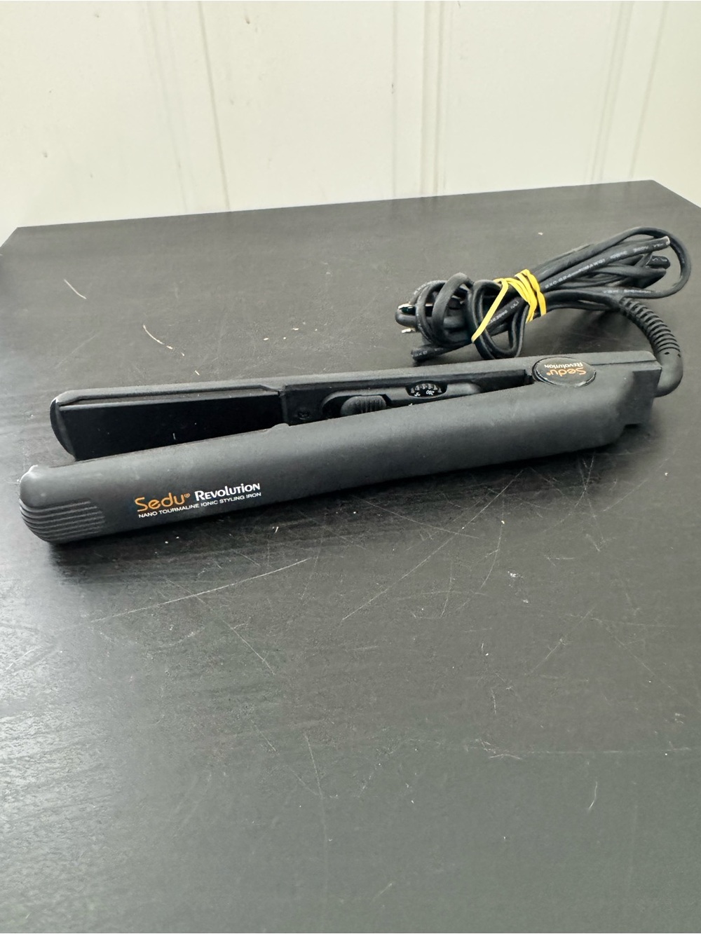 Sedu Revolution 1” Tourmaline Ionic Styling Flat Iron Hair Straightener SR-500